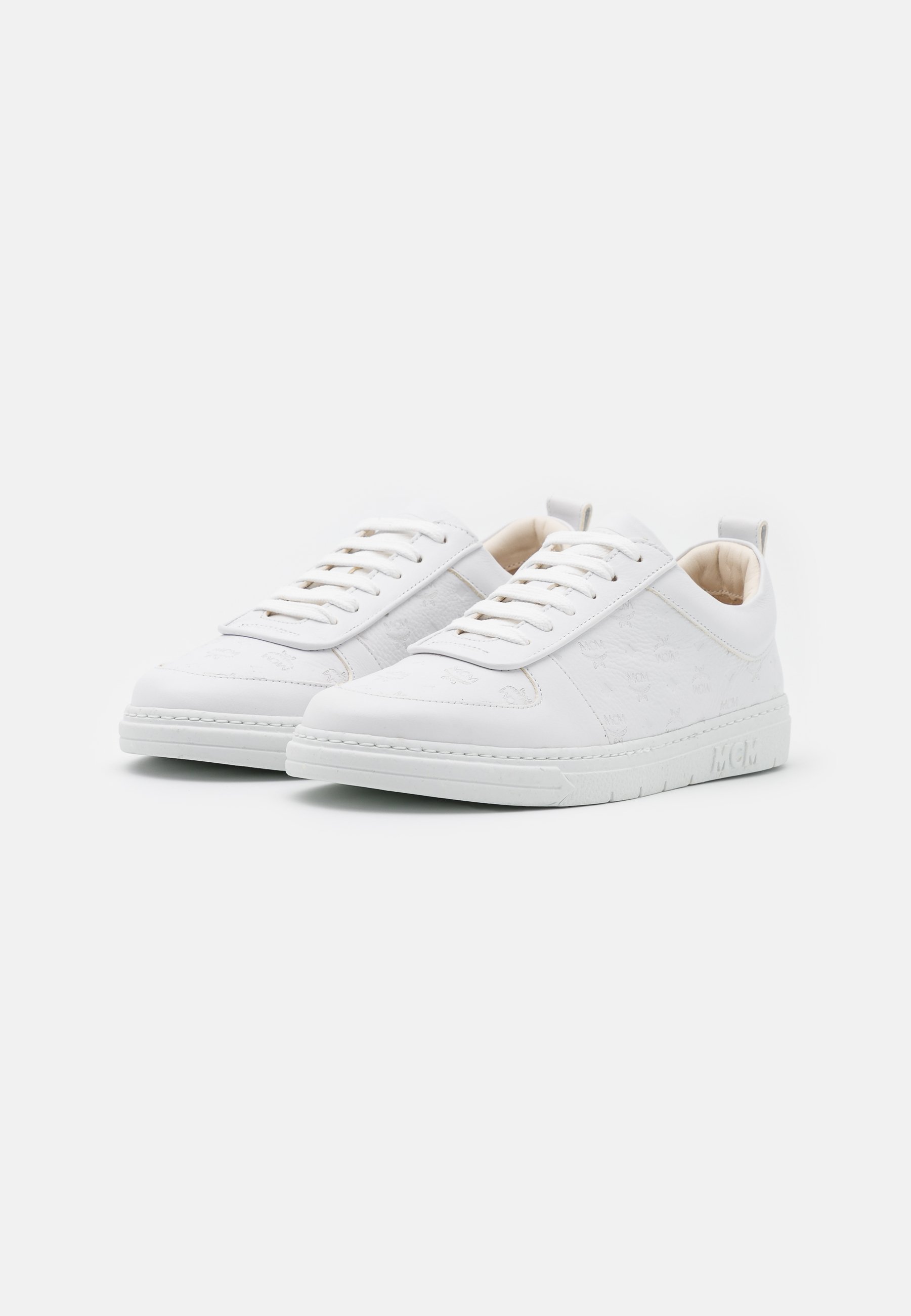 MCM WOMENS SUSTAINABLE TERRAIN LO SNEAKERS IN MONOGRAM LEATHER - Sneaker  low - white/weiß - Zalando.de