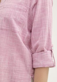 TOM TAILOR WITH SLUB STRUCTURE - Camicia - pink velvet