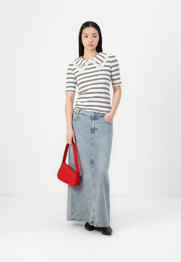 PCSIRA - Print T-shirt3