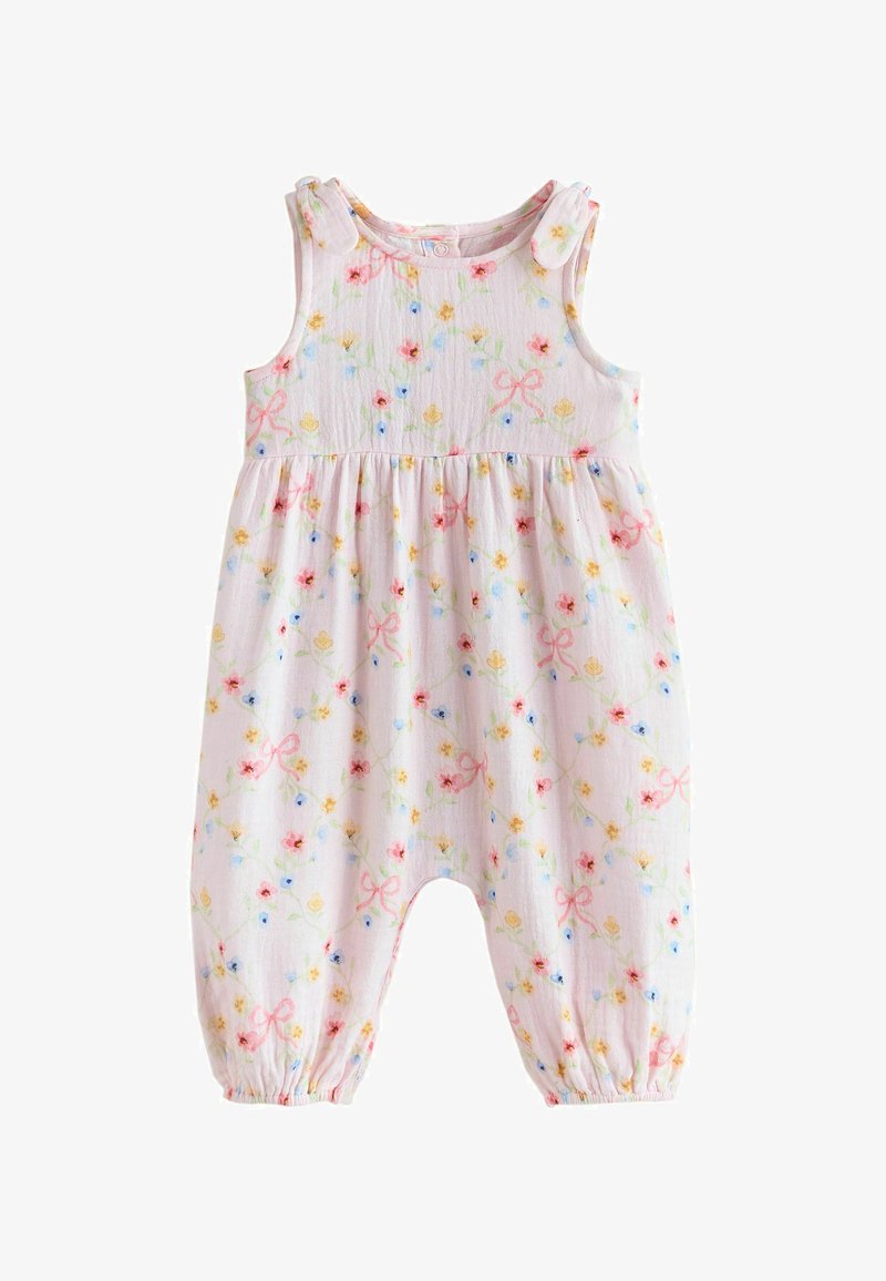 Jasnoróżowy bezrękawnik dla niemowląt z małymi, kolorowymi wzorami kwiatowymi i kokardkami, guziki na ramionach oraz elastyczne mankiety przy kostkach.