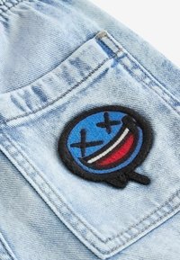 Next GRAFFITI   - Denimshorts - light blue