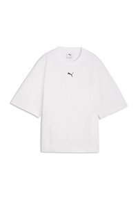 Λευκό κοντομάνικο μπλουζάκι σε oversized γραμμή με μαύρο λογότυπο Puma στο κέντρο, κάτω από τον στρογγυλό γιακά.