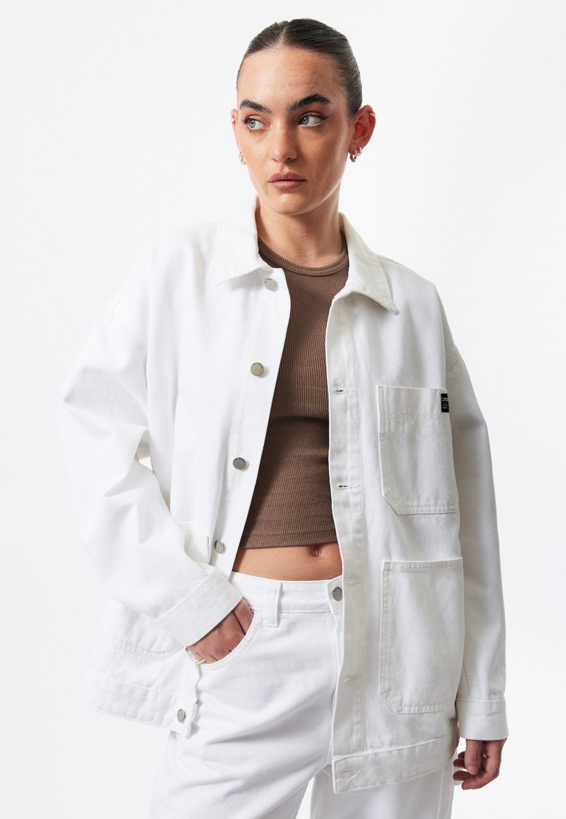 Dr.Denim INA WORKER Kevyt takki white/valkoinen Zalando.fi