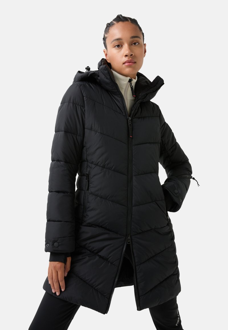 Schwarze Daunenjacke mit tailliertem Schnitt, Kapuze, Reißverschluss vorne, Zickzacknähte und seitlichen Taschen. Verfügt über eine glatte, glänzende Oberfläche.