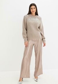 bonprix MIT PAILLETTEN - Maglione - grey