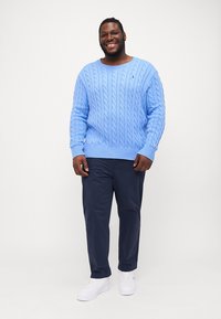 Polo Ralph Lauren Big & Tall CABLE KNIT COTTON JUMPER - Pulóver - new litchfield blue