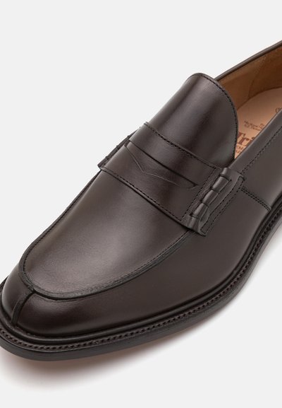 Tricker's JAMES SOLE FIT - Alkalmi belebújós cipők - chesnut burnished