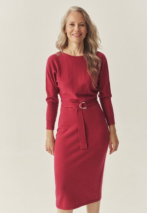 Vestido de tubo - cranberry rose