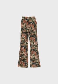 Pantalon taille haute à jambes larges avec un motif patchwork multicolore comprenant des designs floraux et abstraits dans des tons terreux.