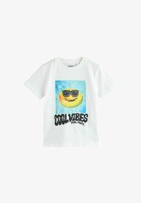Unselected, white cool vibes