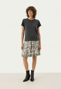 Part Two T-shirts basic - phantom