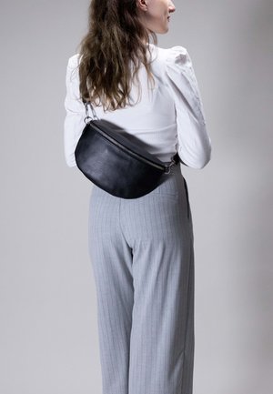 Picard, PICARD CROSS-BODY UMHÄNGETASCHE LUIS - Cross body bag - schwarz