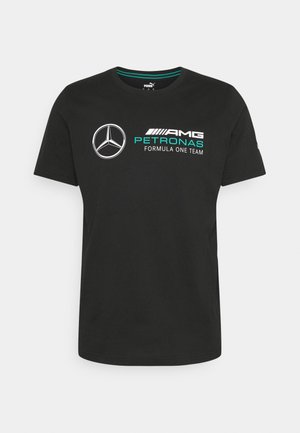 Schwarzes Baumwoll-T-Shirt mit rundem Ausschnitt, kurzen Ärmeln und weißen sowie türkisfarbenen Logos von Mercedes, AMG und Petronas auf der Vorderseite.