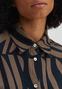 OPUS LANGARMBLUSE FUMINE - Camicia - coal blue