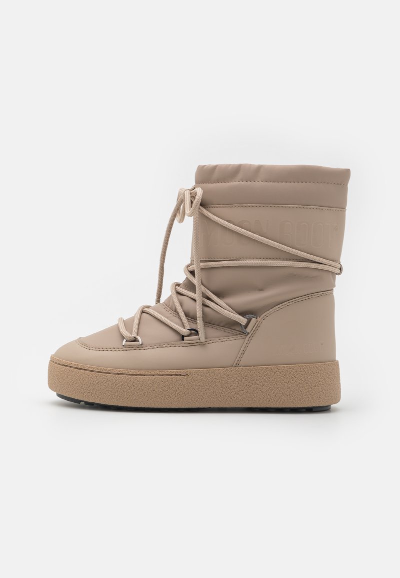 beige moonboots