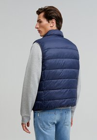 Scalpers NEW GSTAAD  - Vest - blue