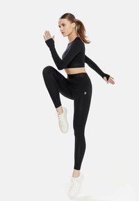 Cardio Bunny ORDINARY - Pikkade varrukatega topp - black