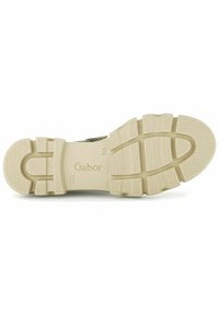 Suola delle scarpe Gabor in gomma beige con motivi di presa testurizzati, dotata di un tallone rinforzato e di un dettaglio del logo posizionato centralmente.