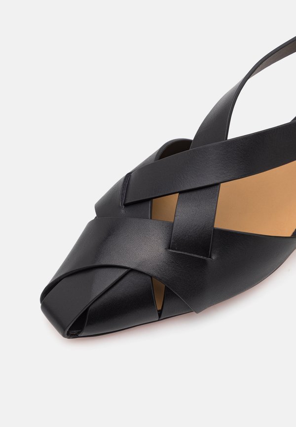 SIANA - Ankle strap ballet pumps3