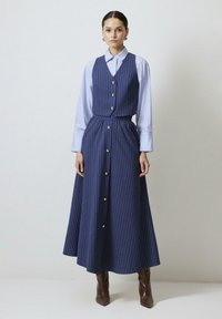 STRIPED SET - Weste - denim