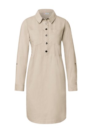 Beige, langärmliges Hemdkleid mit durchgehender Knopfleiste, zwei Brusttaschen, taillierten Kragen und hochrollbaren Ärmelklappen. Glatte Stoffoberfläche.