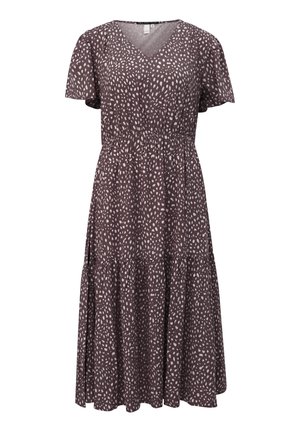 Šaty s výstrihom do V a krátkymi rukávmi, vyrobené z tmavomauve látky so špinavým bielym vzorom, majú elastický pás a volánovú sukňu.