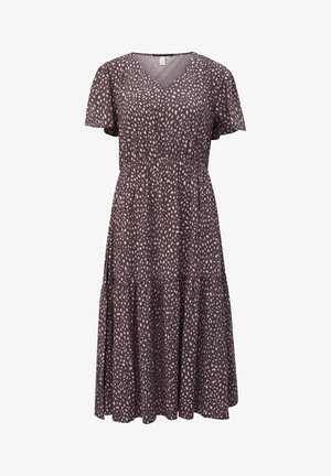 V-Ausschnitt, kurzärmeliges Kleid aus dunkelmaulbeerenfarbener Stoff mit weißem gepunktetem Muster, ausgestattet mit einem elastischen Bund und einem gestuften Rock.