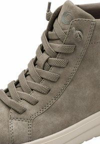 Jana SNEAKER - Sneakers high - stone