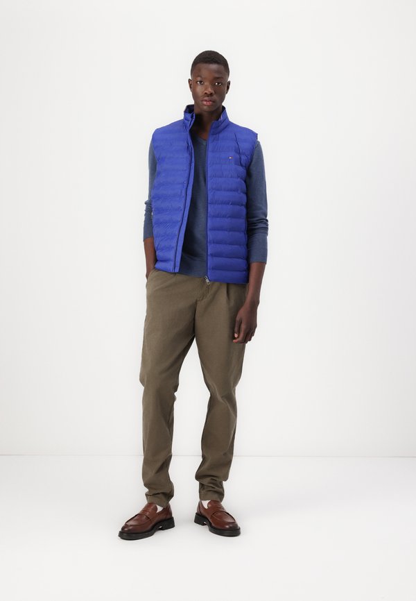 PACKABLE RECYCLED VEST - Waistcoat2