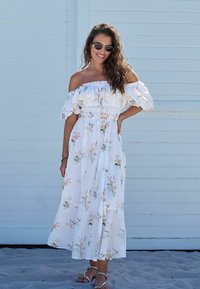 Next PUFF SLEEVE MIDI - Päevakleit - white ground