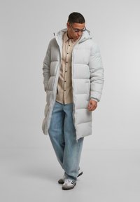 Urban Classics - Płaszcz zimowy