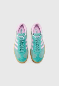 adidas Originals GAZELLE BOLD - Matalavartiset tennarit - powder teal/bliss lilac/pure teal
