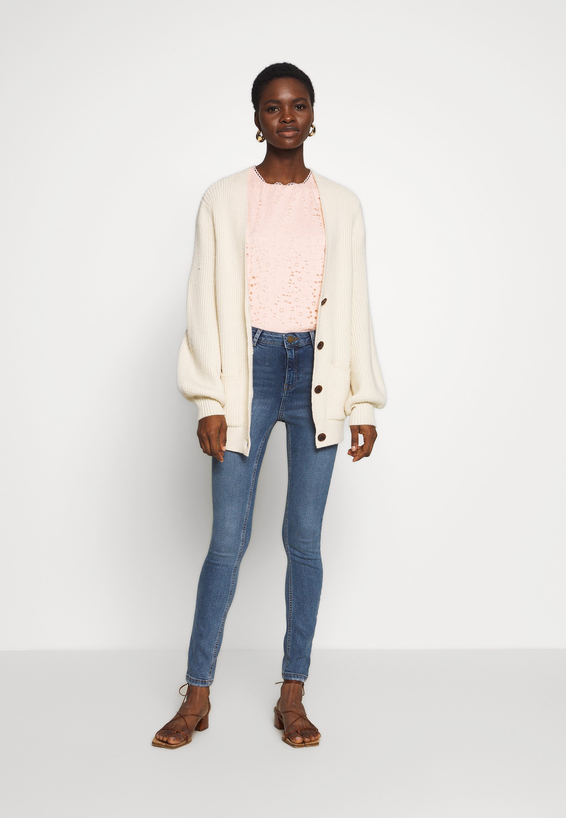 dorothy perkins shape and lift