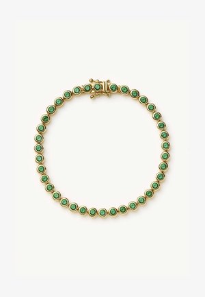 Colar dourado com pedras verdes arredondadas colocadas em bezels circulares, apresentando um fecho seguro. Acabamento liso e brilhante.