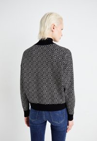 Vero Moda VMARIA ART BATWING HIGHNECK  - Pulóver - black/birch