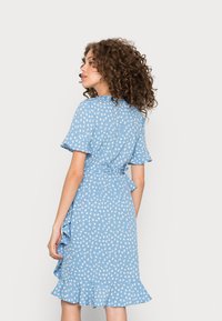 ONLY ONLOLIVIA WRAP DRESS - Dnevna haljina - allure fiona