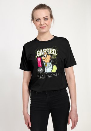 Sort bomulds t-shirt med et tegneseriegraphic af en hund iført en laboratoriekappe. Teksten siger "GASSED" og "PURE SCIENCE" i markante farver.