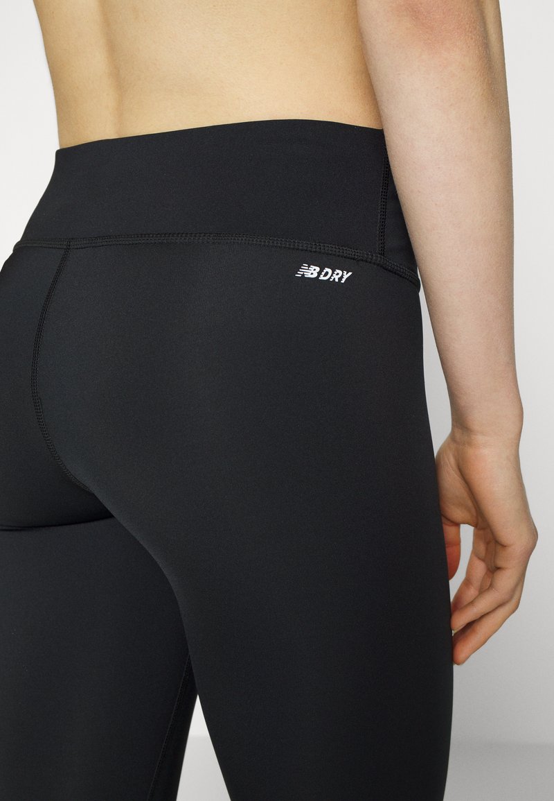 Damen Sportbekleidung | New Balance ACCELERATE CAPRI Tights black/schwarz - PC84442 Damen Sportbekleidung | New Balance ACCELERATE CAPRI Tights black/schwarz - PC84442