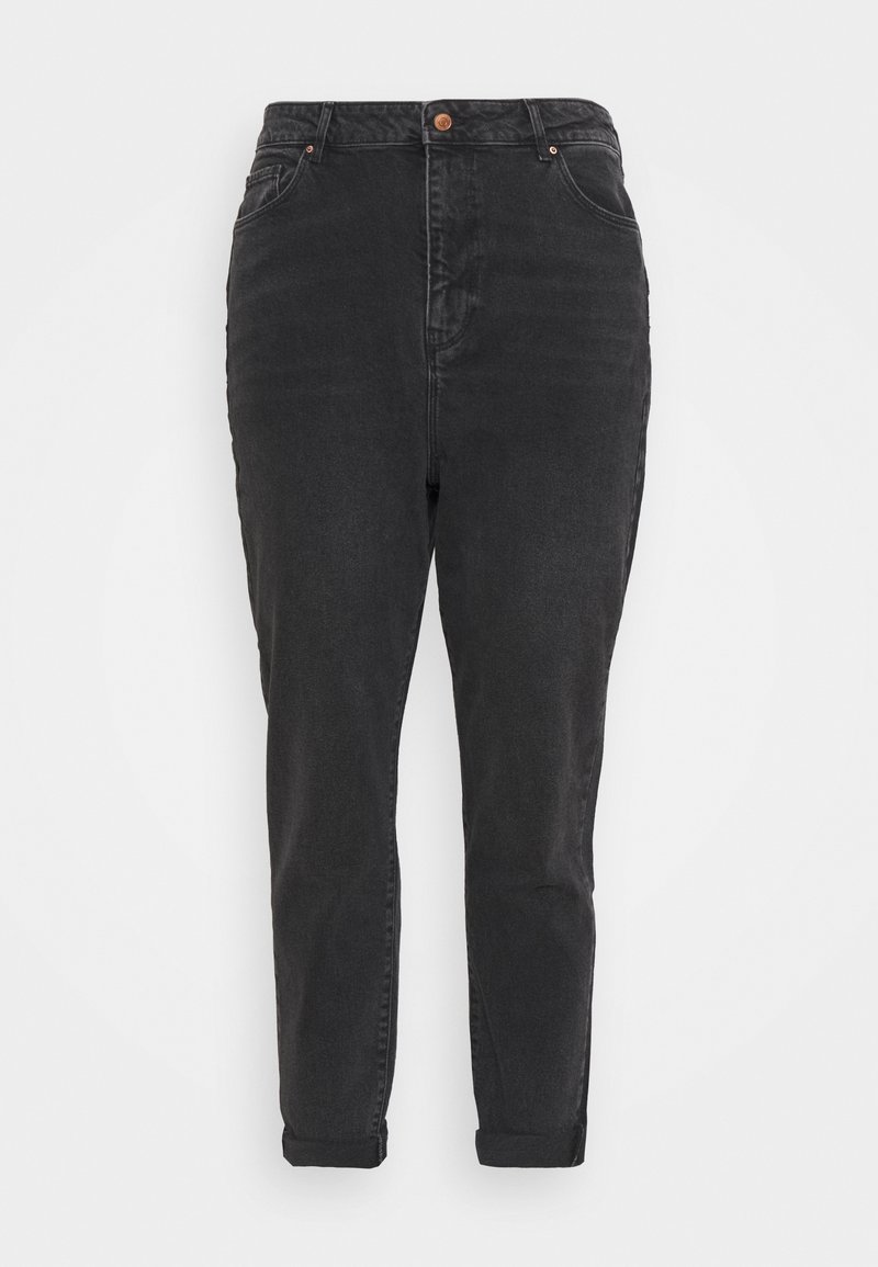 Korkeavyötäröiset mustat farkut, joissa on kapenevat lahkeet, yksittäinen etunappi, vyölenkit ja käärittävät lahkeet. Sileä pinta, ilman kuvioita.