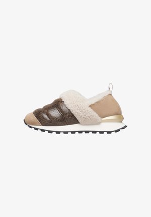 Slip-on shoe featuring a brown cracked leather upper, soft beige faux fur collar, and a lightweight black rubber sole with a gold accent.