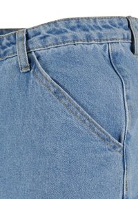 Blå denim jeans med en standard talje, synlige søm og en frontlomme med et klassisk design. Glat tekstur og afslappet pasform.