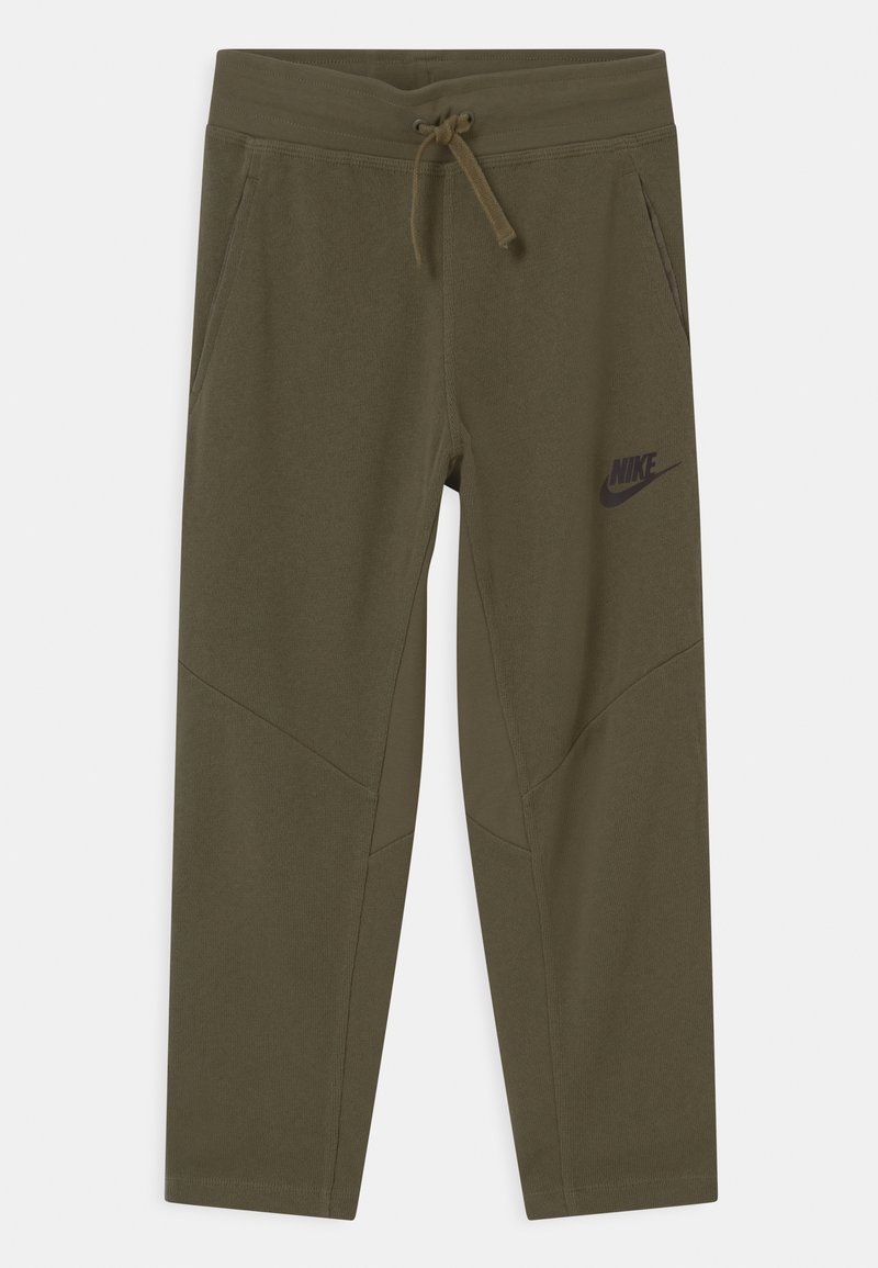 Nike Sportswear UTILITY BOTTOM Tracksuit bottoms medium olive/light