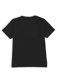 T-shirt nera a maniche corte realizzata in cotone. Design semplice con collo girocollo. Texture liscia, senza motivi o accenti visibili.
