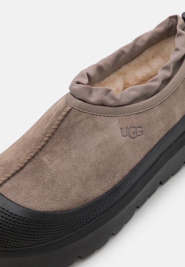 TASMAN UNISEX - Slippers4