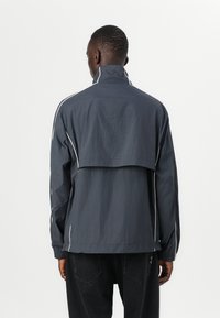 Calvin Klein Jeans Sommerjakke - ebony