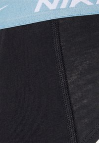 Nike Underwear BRIEF 3 PACK - Cuecas - black/wornblue/hibiscus obsidian