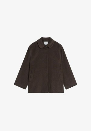 Brun, tekstureret frakke med en rund krave, lange ærmer og sidelommer. Lige snit med en pæn frontplacket og minimale detaljer.