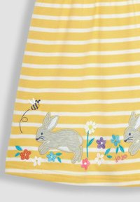 JoJo Maman Bébé BUNNY APPLIQUE BUTTON FRONT REGULAR FIT - Trikotāžas kleita - yellow bunny stripe