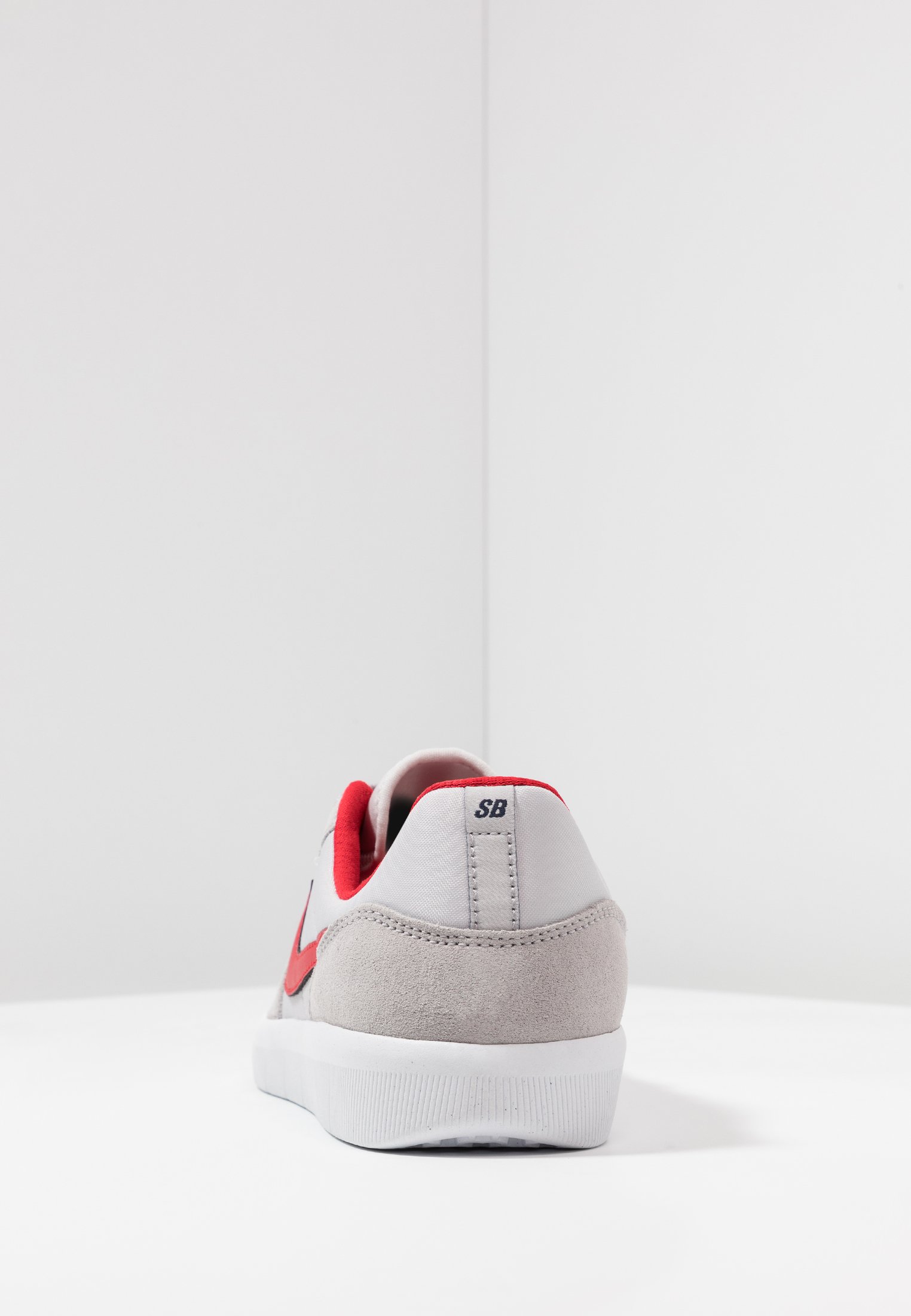 Nike SB TEAM CLASSIC - Skate shoes 