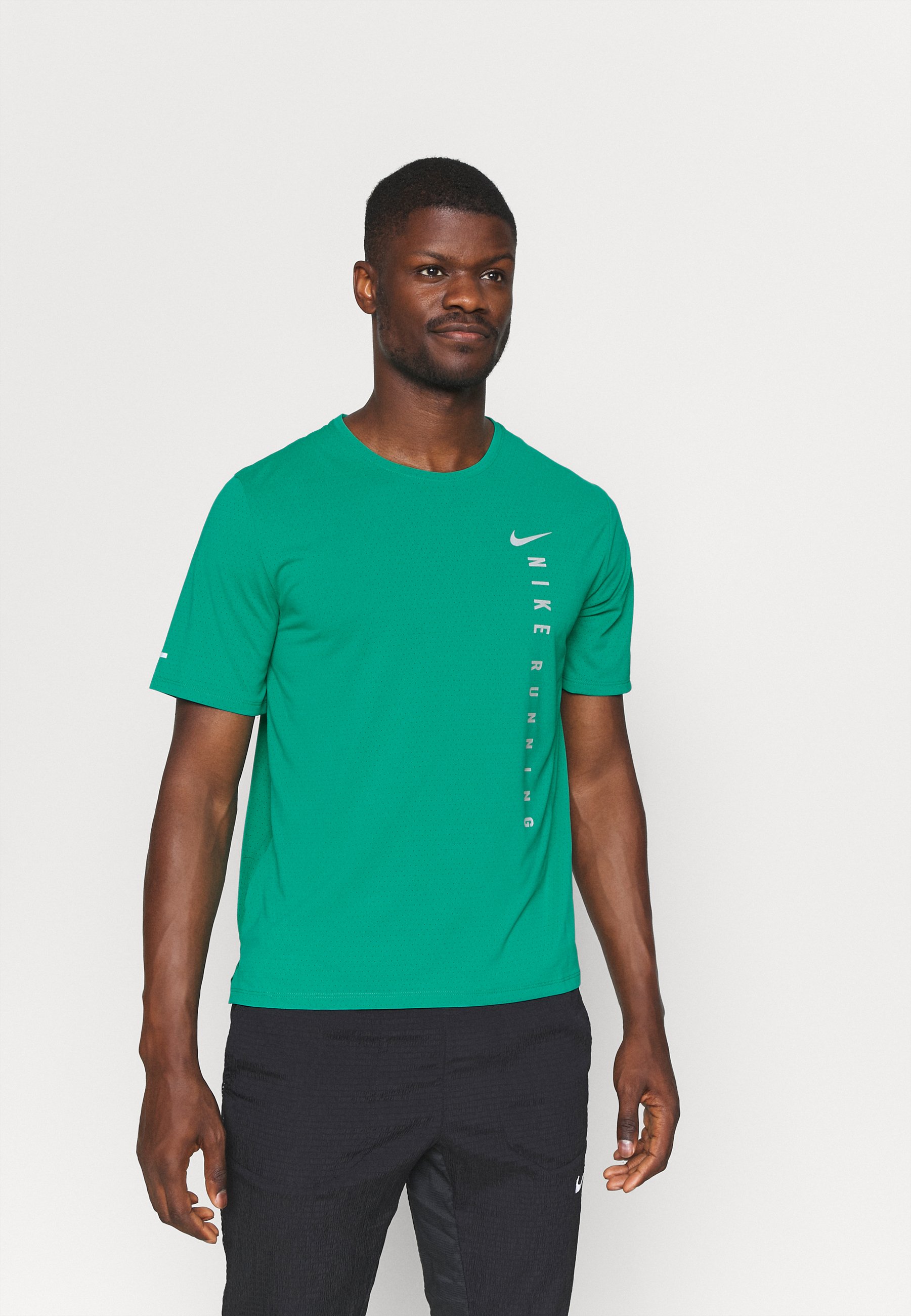 ch4990 lacoste